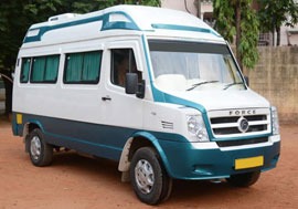 12seater tempo traveller